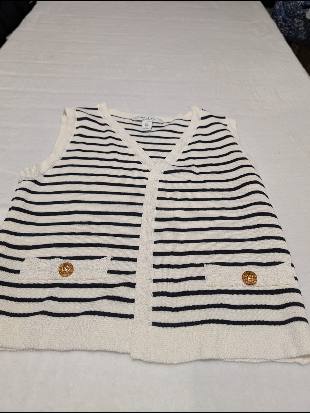 Anna‎ & Ava Striped Knit Vest in Black and White Old Money Size S/M Minim alist